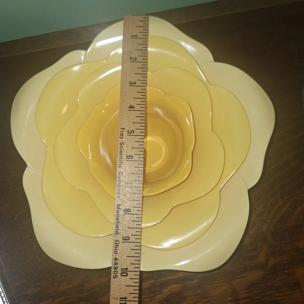 Zak! Designs Yellow Ombre Flower Melamine Nesting Bowls Serving Mixing Set Of 4